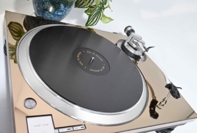 Technics SL-1500C with Funk Firm Isolation Bubble kit — deck in a real listening setup
