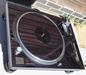 Technics SL-1200 with Funk Firm FX3 tonearm and isolation upgrades